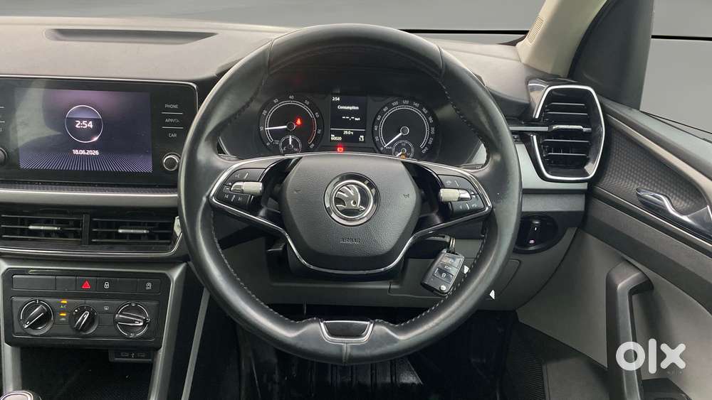 Skoda Kushaq 1.0 Tsi Ambition, 2022, Petrol