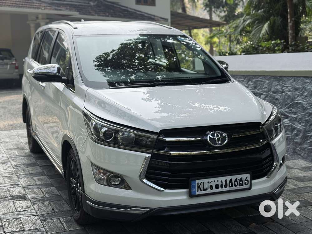Toyota Innova Crysta 2.8 At Touring Sport, 2018, Diesel