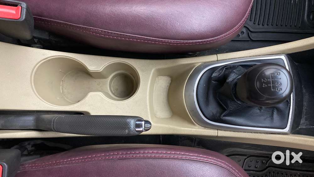 Hyundai Verna Fluidic 1.6 Vtvt Sx, 2014, Petrol