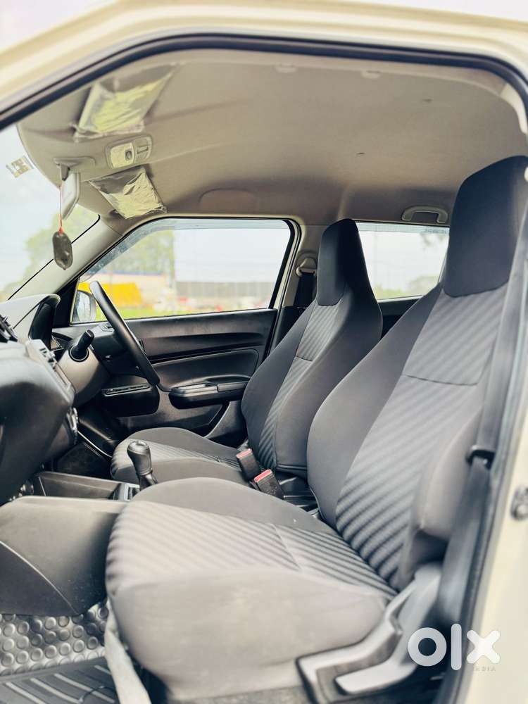 Maruti Suzuki Swift Vvt Lxi, 2021, Petrol