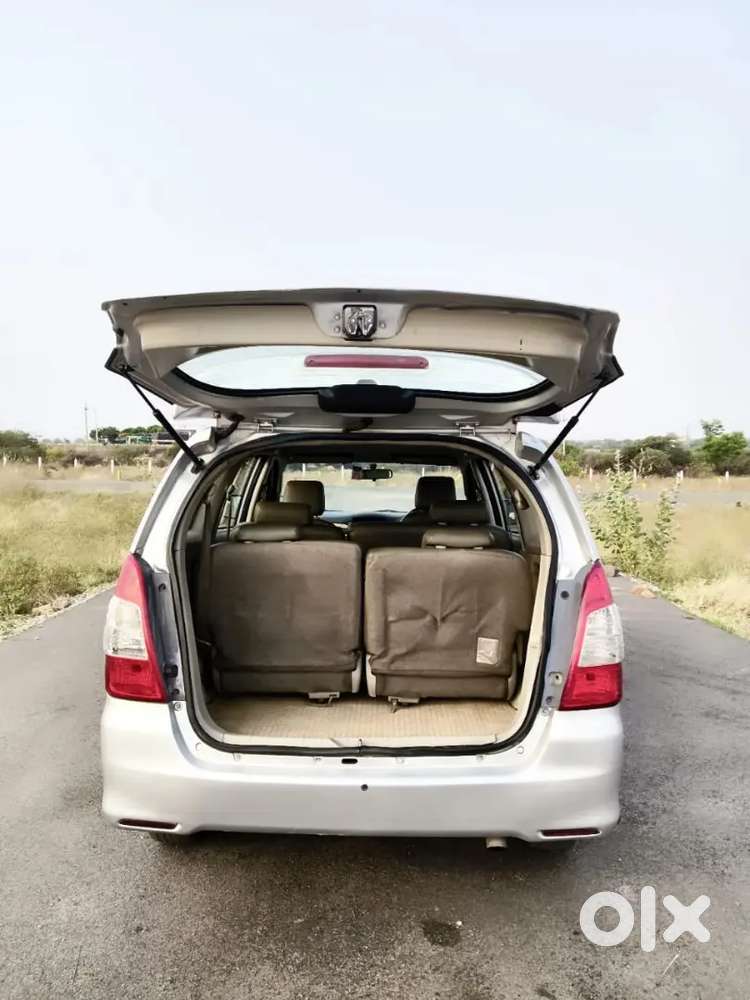 Toyota Innova 2015 Diesel 90000 Km Driven