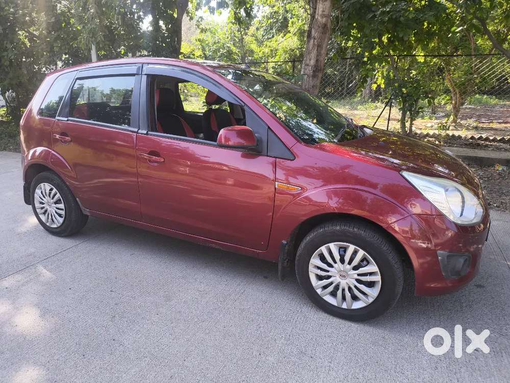 Ford Figo Zxi Petrol 2014