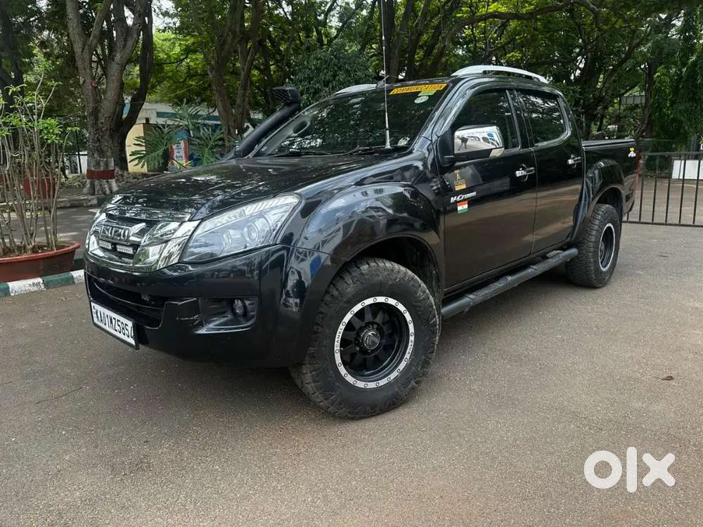 Isuzu V-cross Prestige 2017