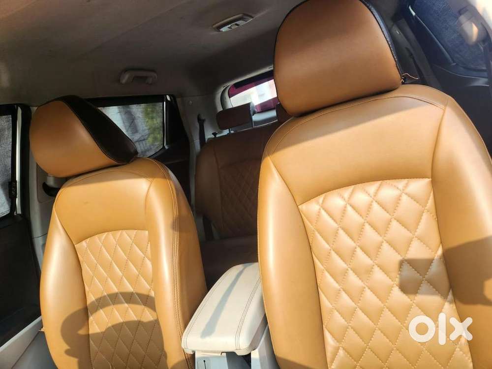 Mahindra Petrol Car 2020