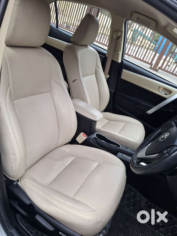 Toyota Corolla Altis 1.8 G Cvt, 2017, Petrol