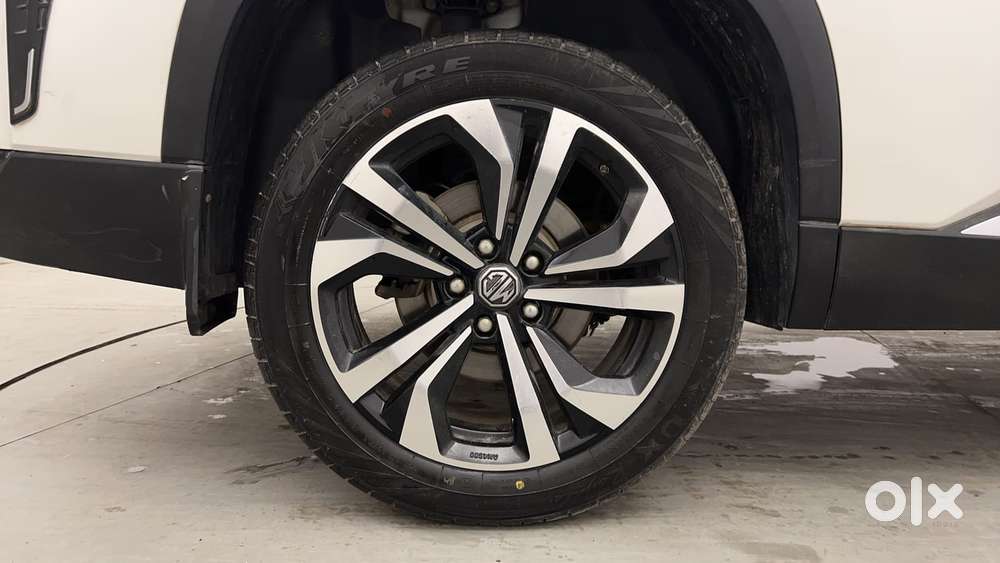 Mg Hector Sharp Pro 1.5 Turbo Cvt, 2023, Petrol