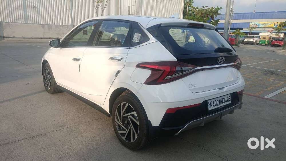 Hyundai I20 Asta (o) 1.2 Mt, 2025, Petrol