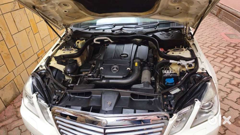 Mercedes Benz E Class E200cgi