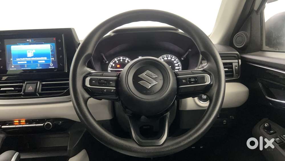 Maruti Suzuki Grand Vitara 1.5 Delta Smart Hybrid At, 2025, Petrol