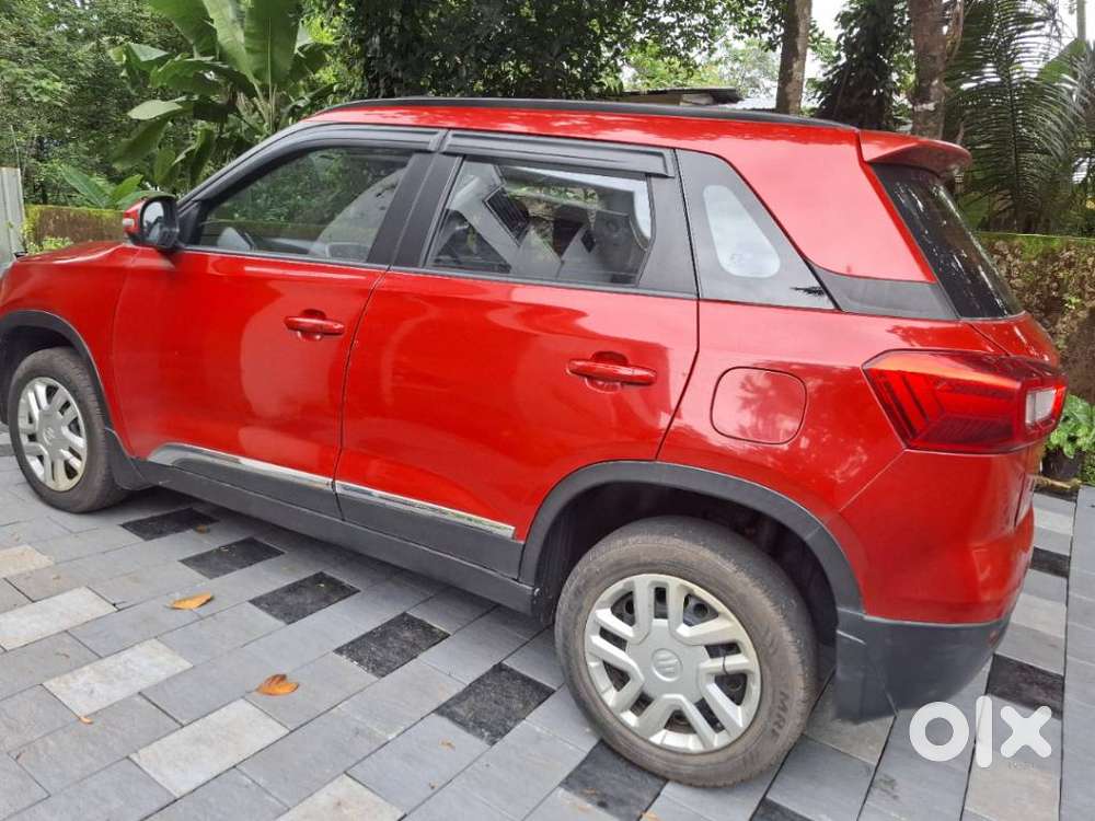 Maruti Suzuki Brezza 1.5 Vxi At Smart Hybrid, 2021, Petrol