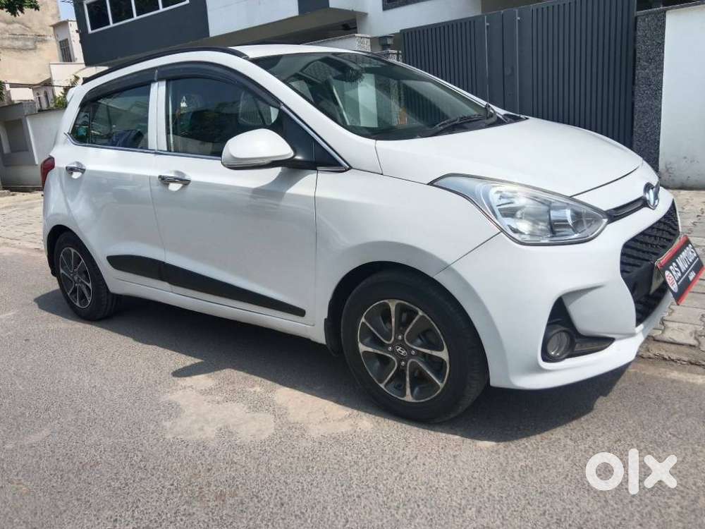 Hyundai Grand I10 Asta Option, 2017, Petrol