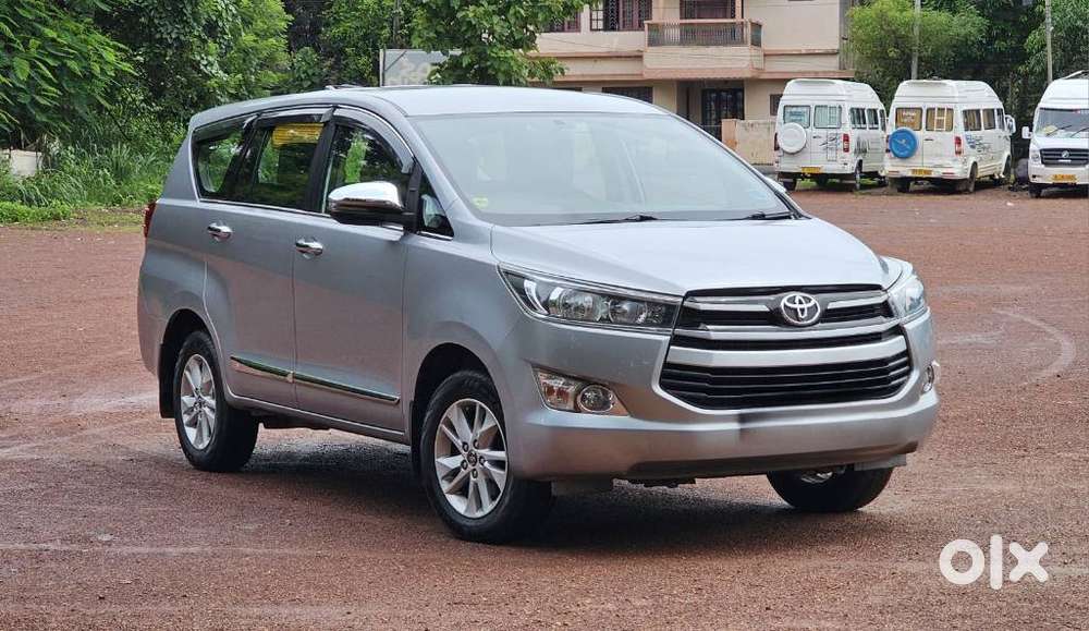 Toyota Innova Crysta