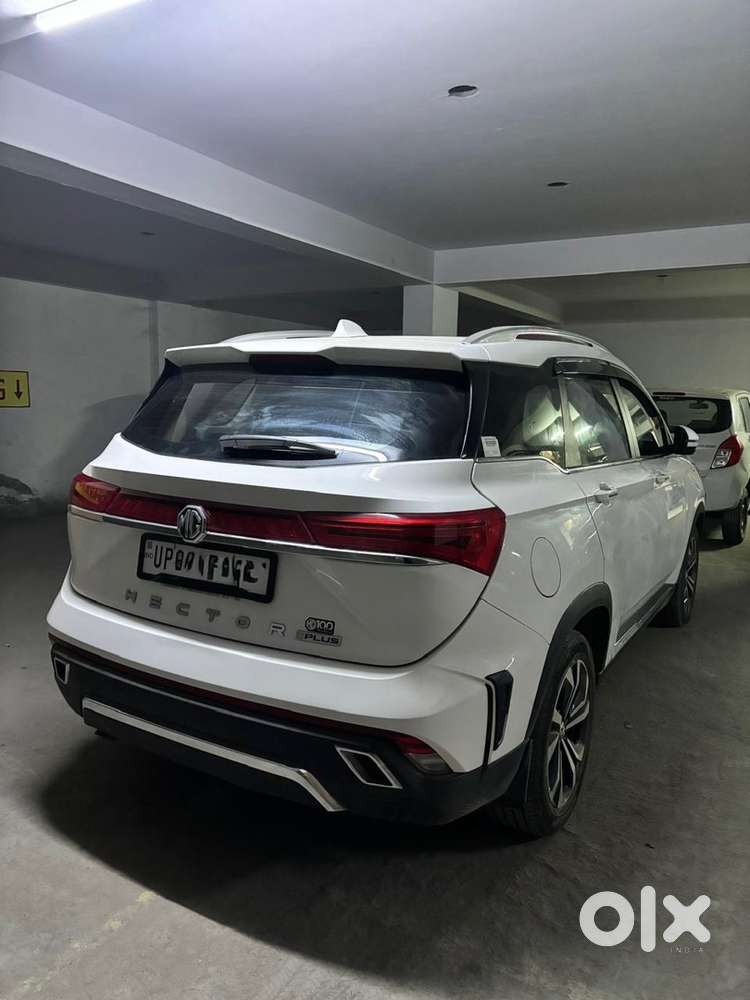 Mg Hector Plus 2023