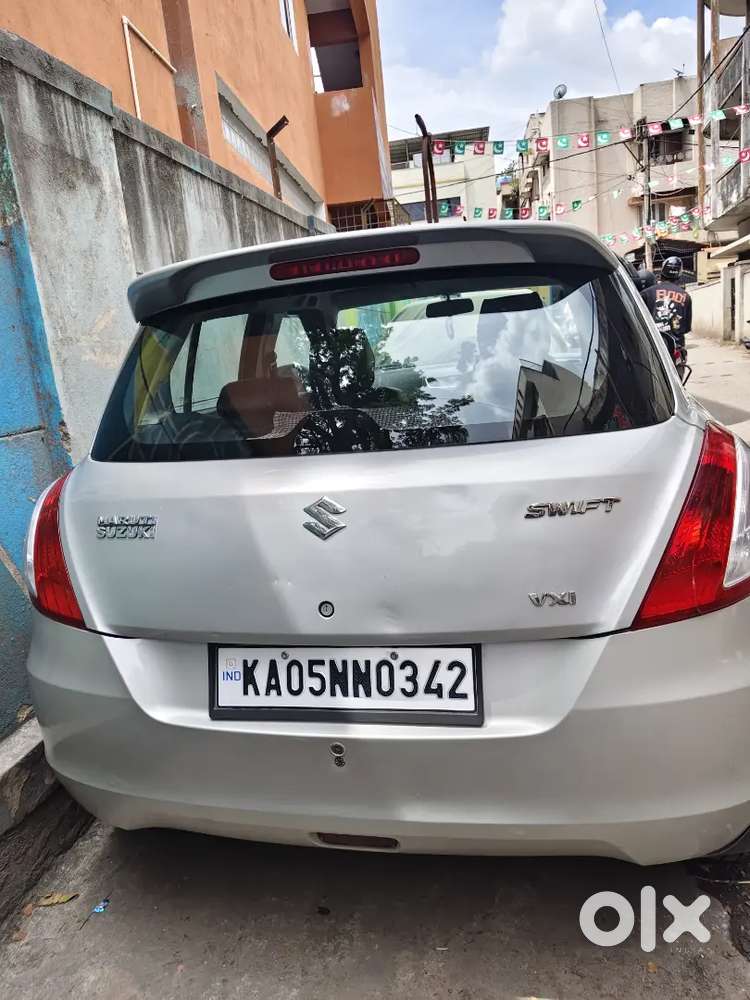 Maruti Suzuki Swift Petrol 2013