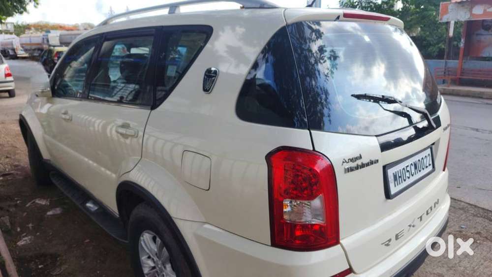 Mahindra Ssangyong Rexton Rx7, 2015, Diesel