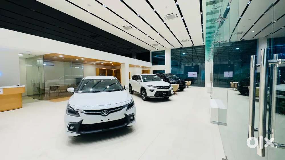 Toyota Innova Hycross 2026 Petrol 0 Km Driven