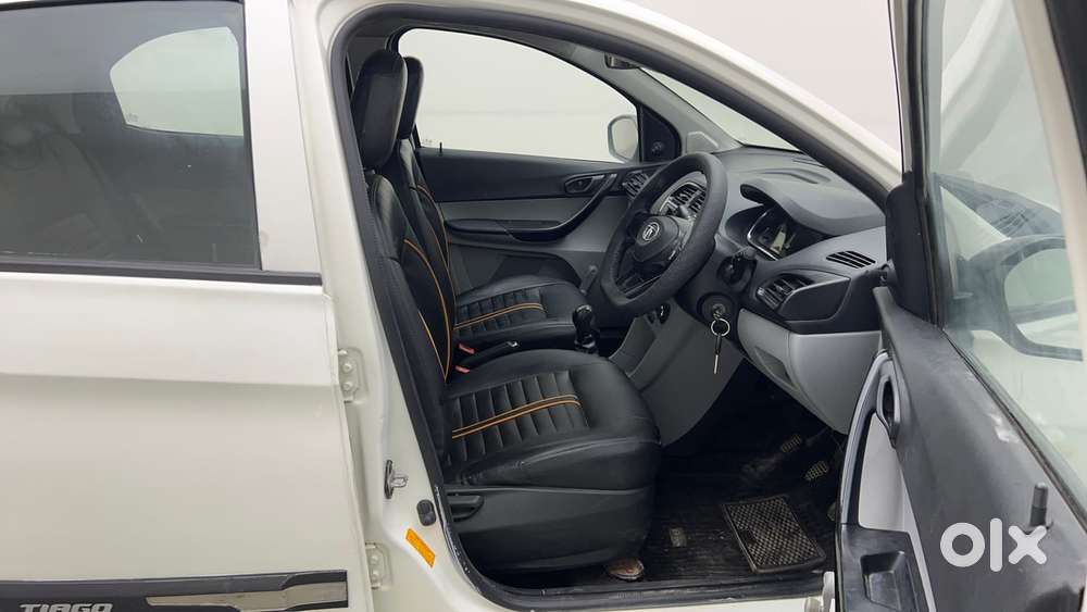 Tata Tiago Xe, 2020, Petrol