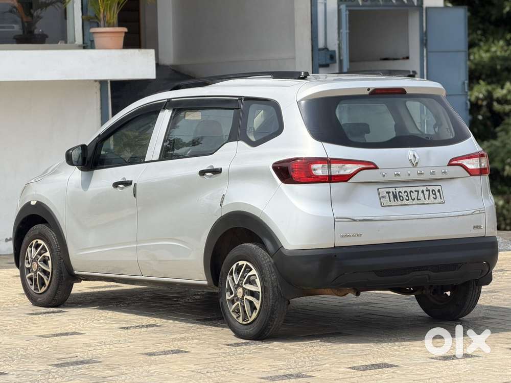 Renault Triber 1.0 Rxe, 2021, Petrol
