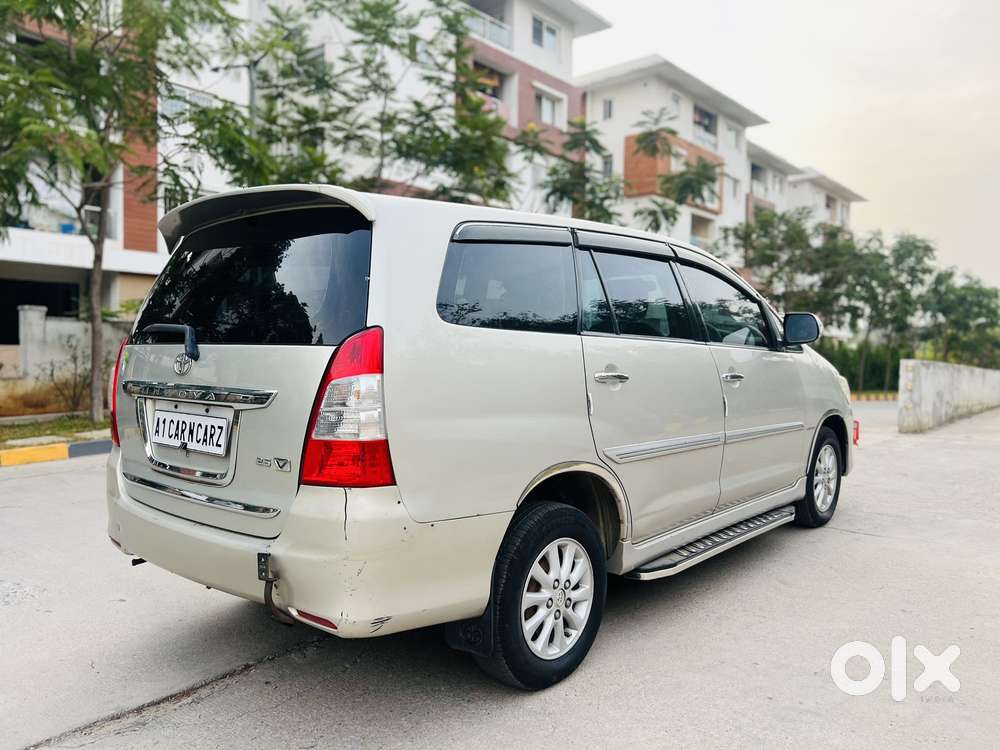 Toyota Innova 2.5 V 7 Str, 2013, Diesel