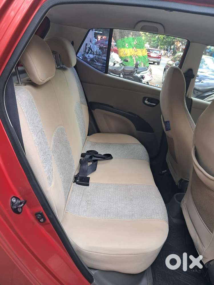 Hyundai I10 Sportz At, 2010, Petrol