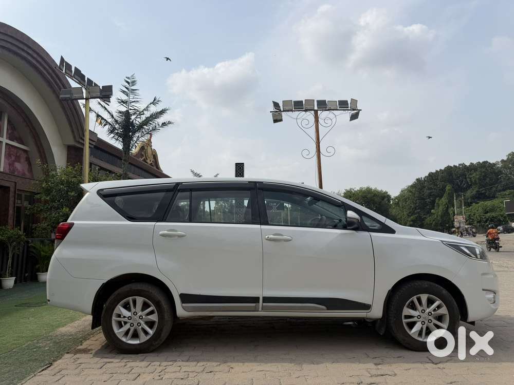 Toyota Innova Crysta, 2023, Diesel
