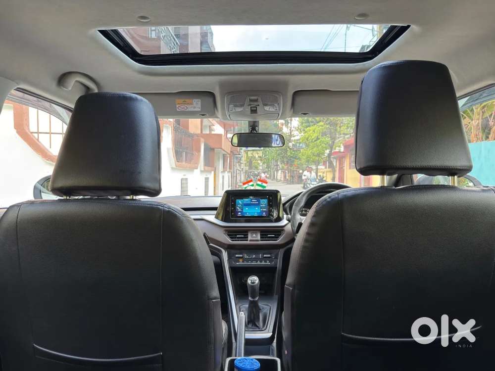 Maruti Suzuki Vitara Brezza 1.5 Zxi, 2023, Petrol