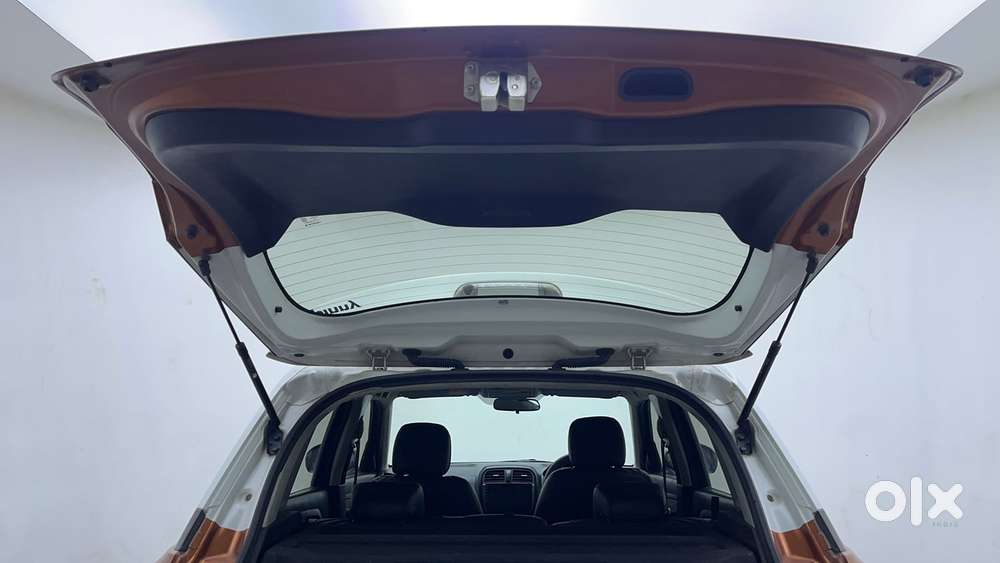 Maruti Suzuki Vitara Brezza Zdi Plus Amt Dual Tone, 2018, Diesel