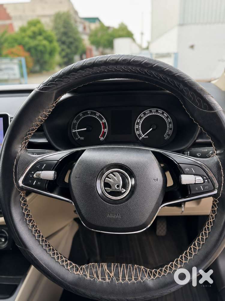 Skoda Slavia 1.0 Active Tsi, 2022, Petrol
