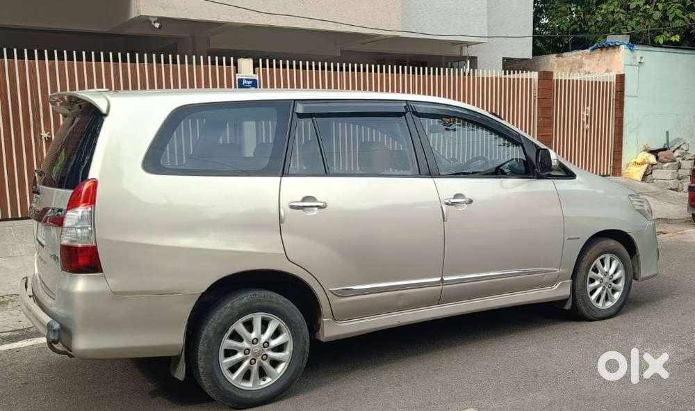 Toyota Innova 2.5 Vx 8 Str, 2014, Diesel