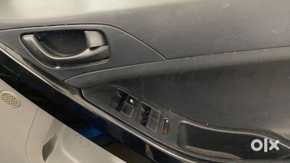 Tata Nexon 1.2 Revotron Xm, 2019, Petrol