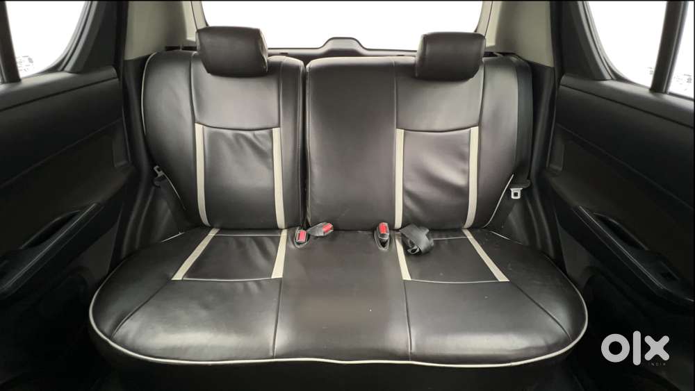 Maruti Suzuki Swift Vvt Vxi, 2016, Petrol