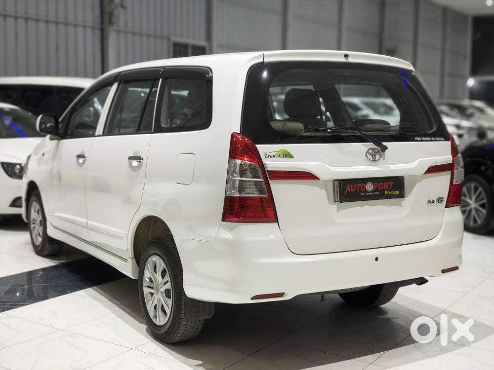 Toyota Innova 2.5 G (diesel) 7 Seater Bs Iv, 2015, Diesel