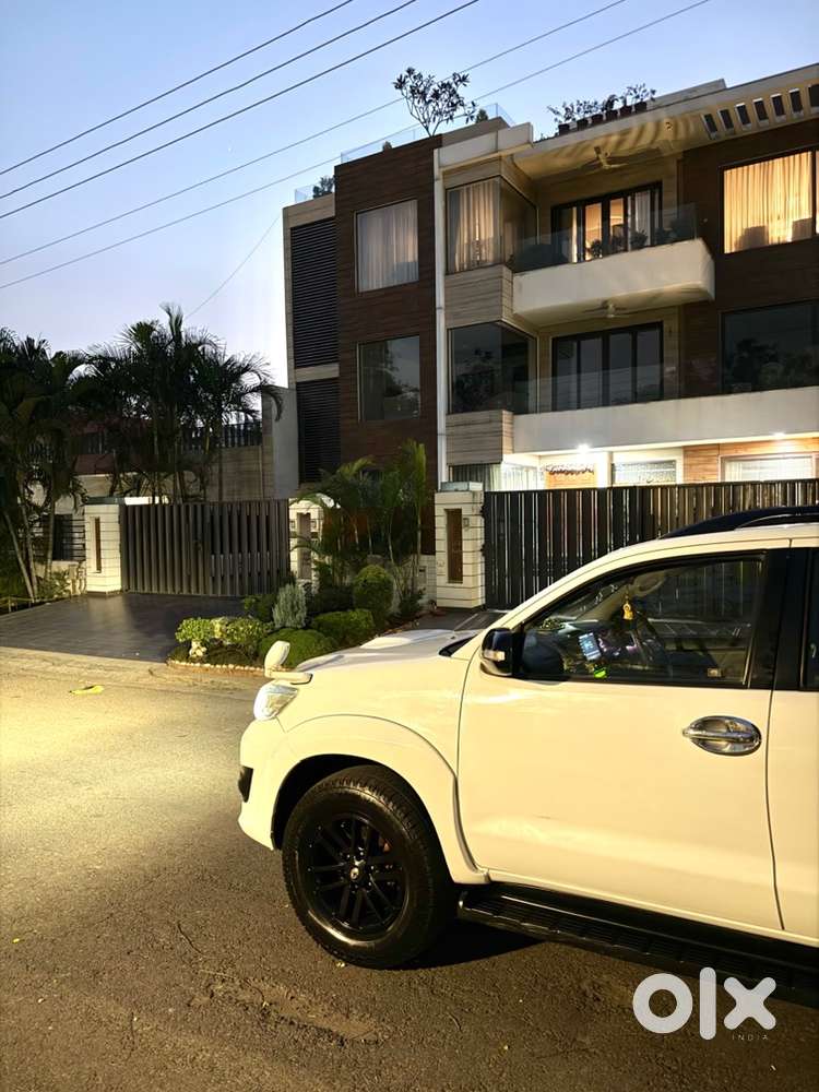 2013 Toyota Fortuner Diesel Automatic