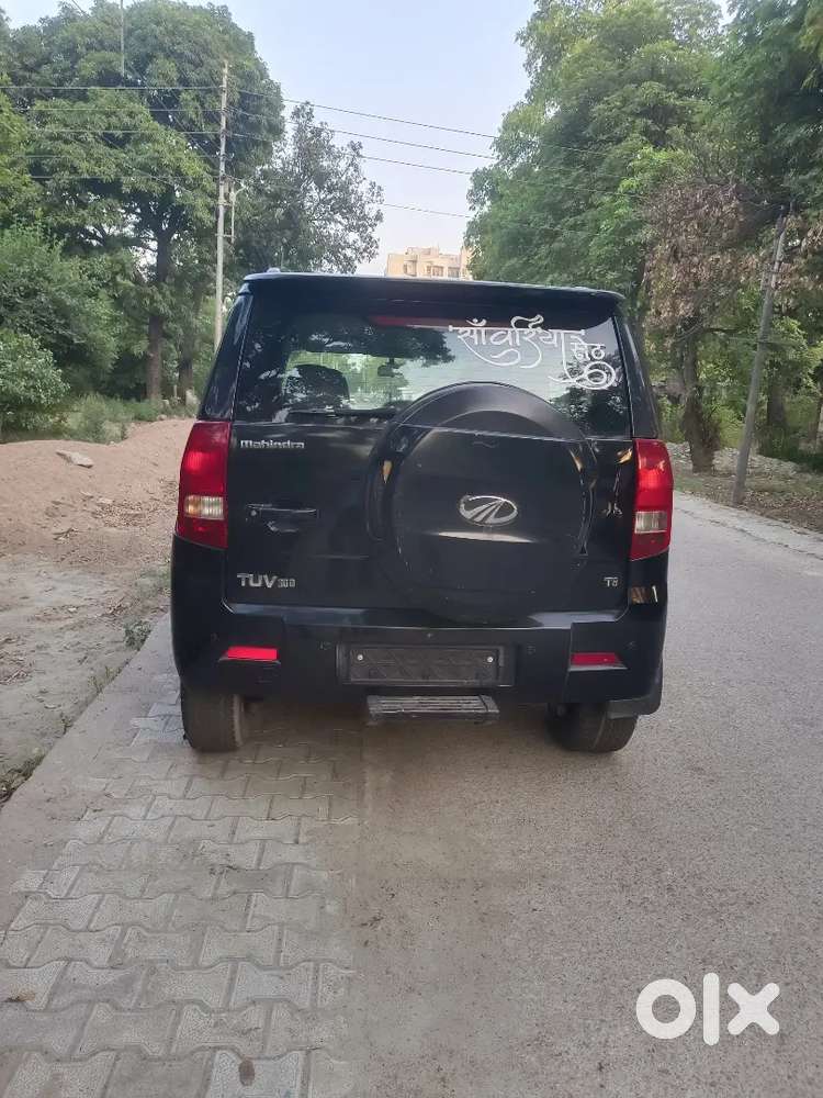 Mahindra Tuv 300 2017 Diesel Well Maintained