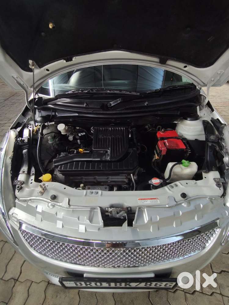 Maruti Suzuki Swift 1.2 Vxi (o), 2012, Petrol