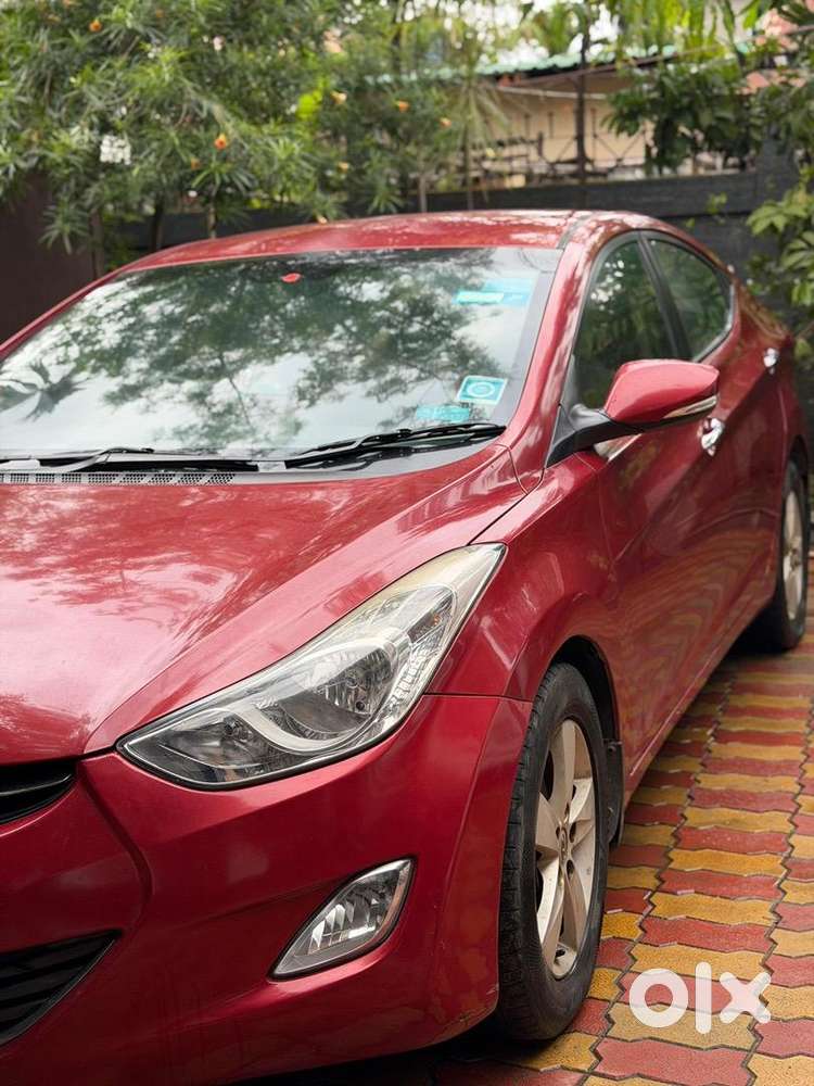 Hyundai Elantra 2014 Diesel 11000 Km Driven