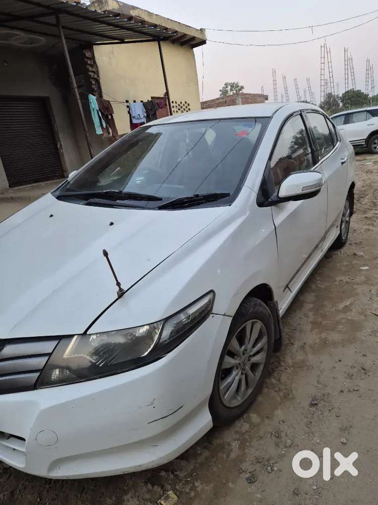 Honda City 1.5 V 2012 8 Month Abhi Baki Hai