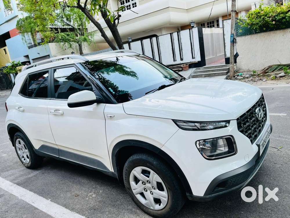 Hyundai Venue S 1.2 Petrol, 2020, Petrol