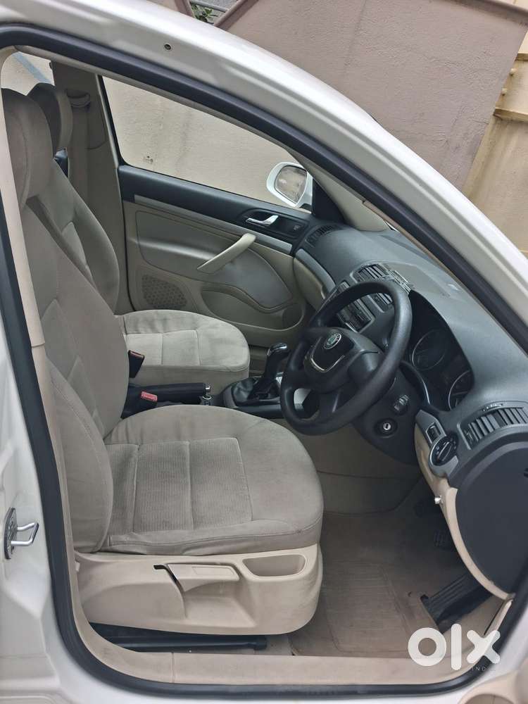 Skoda Octavia Combi 1.8 Turbo Petrol Rs Mt, 2012, Petrol