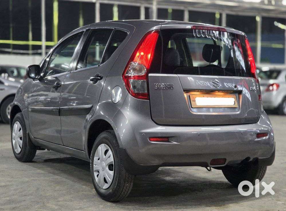 Maruti Suzuki Ritz Vxi, 2011, Petrol