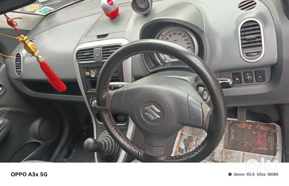 Maruti Suzuki Ritz Vxi, 2013, Petrol