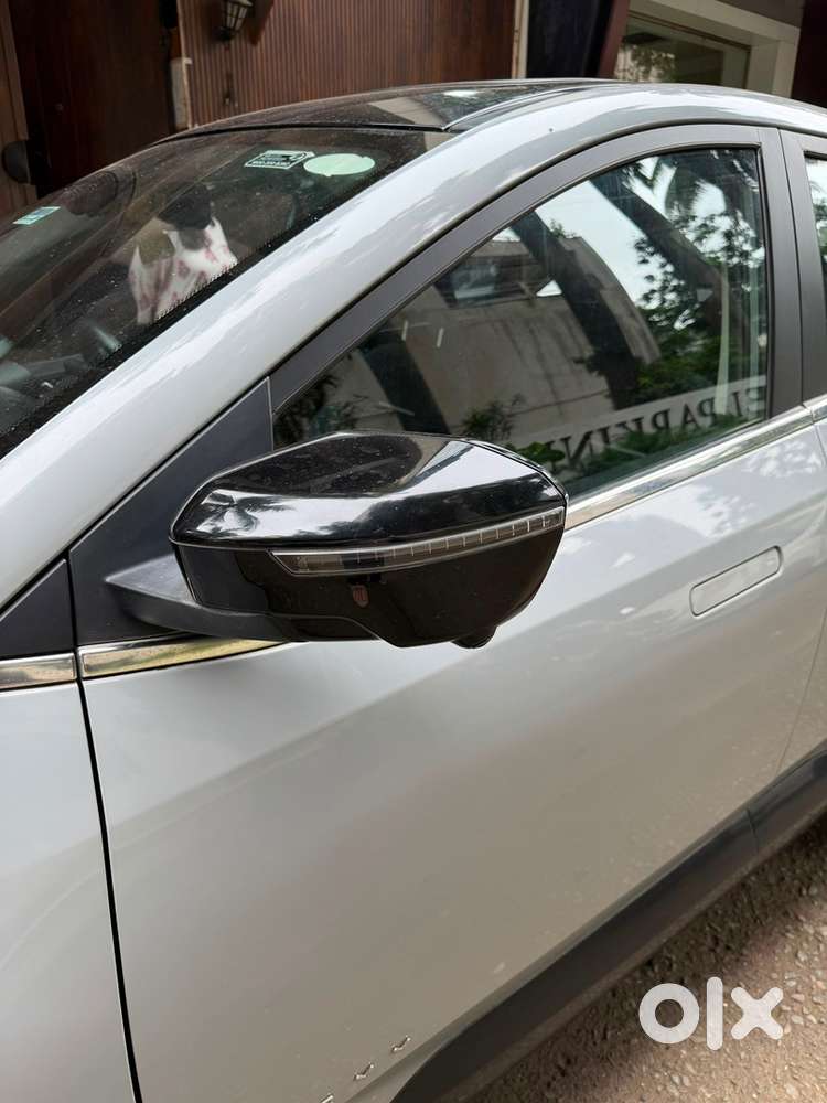 Tata Curvv Petrol 2025 Year