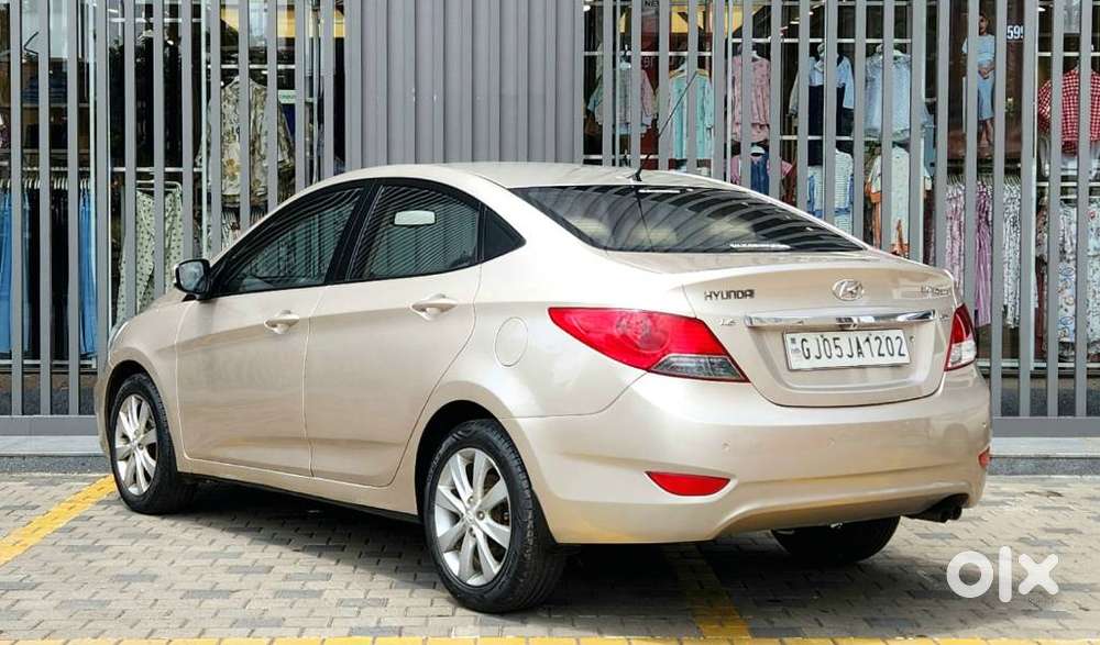 Hyundai Verna Fluidic 1.6 Vtvt Sx, 2012, Petrol