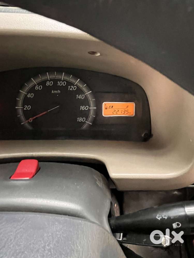 Maruti Suzuki Eeco 5 Str Ac (o), 2015, Petrol