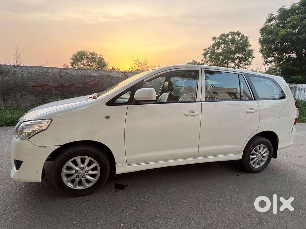 Toyota Innova 2.5 G (diesel) 7 Seater, 2013, Diesel