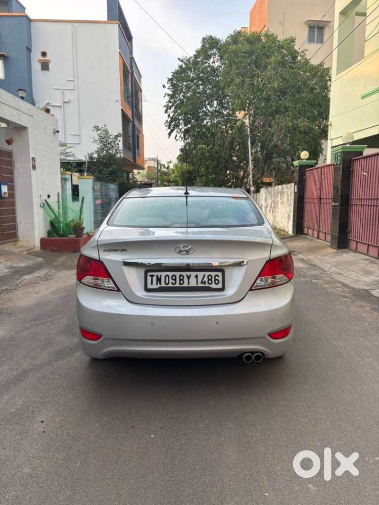 Hyundai Verna Crdi Vgt Sx 1.5, 2014, Petrol