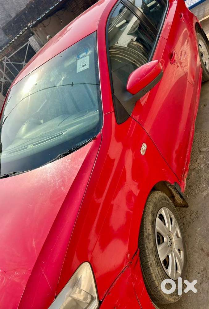 Volkswagen Polo 2011 -2031 Tak Valid Petrol 100000 Km Driven