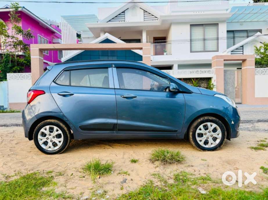 Hyundai Grand I10 Nios Sportz, 2016, Petrol