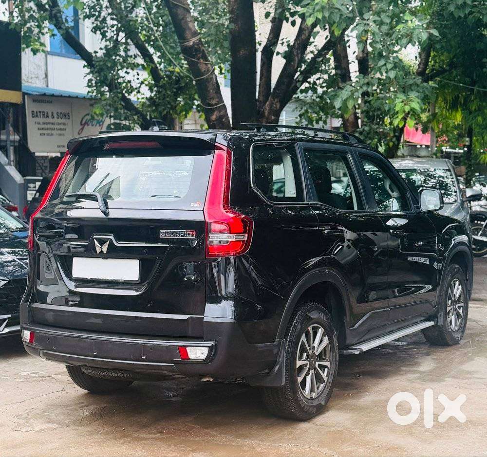 Mahindra Scorpio N Z4 Petrol Mt 7 Str, 2024, Petrol