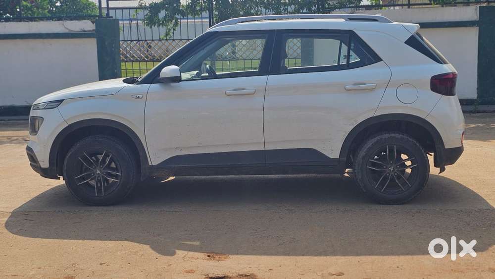 Hyundai Venue S, 2019, Petrol